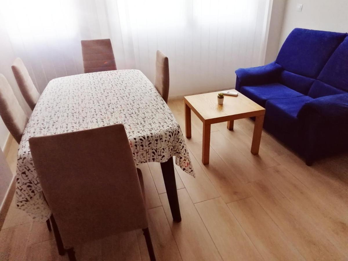 Apartamentos Turisticos Plaza San Juan 2 Tudela Εξωτερικό φωτογραφία