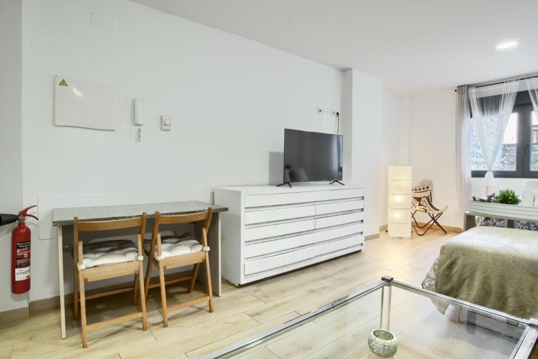 Apartamentos Turisticos Plaza San Juan 2 Tudela Εξωτερικό φωτογραφία