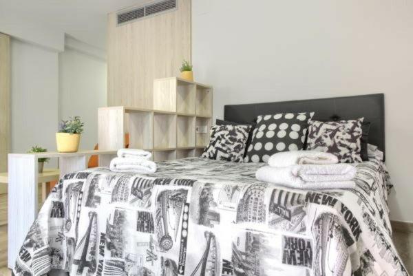 Apartamentos Turisticos Plaza San Juan 2 Tudela Εξωτερικό φωτογραφία